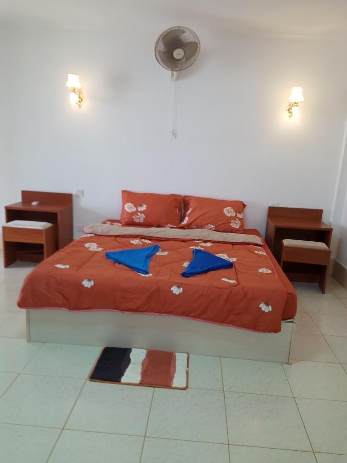 Pat Pat Guesthouse Sihanoukville Exterior foto